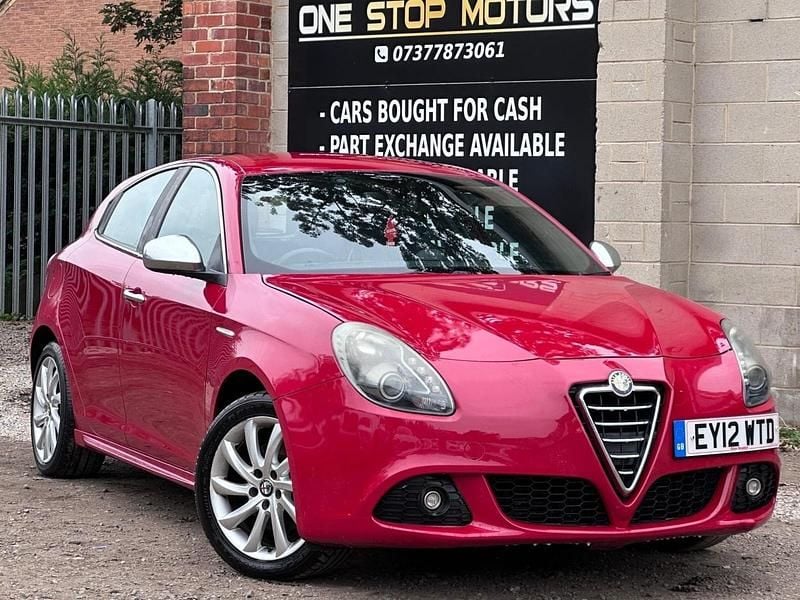 Red Used 2012 Alfa Romeo Giulietta Veloce Hatchback | £2,495 (Super price) - Image 1/4