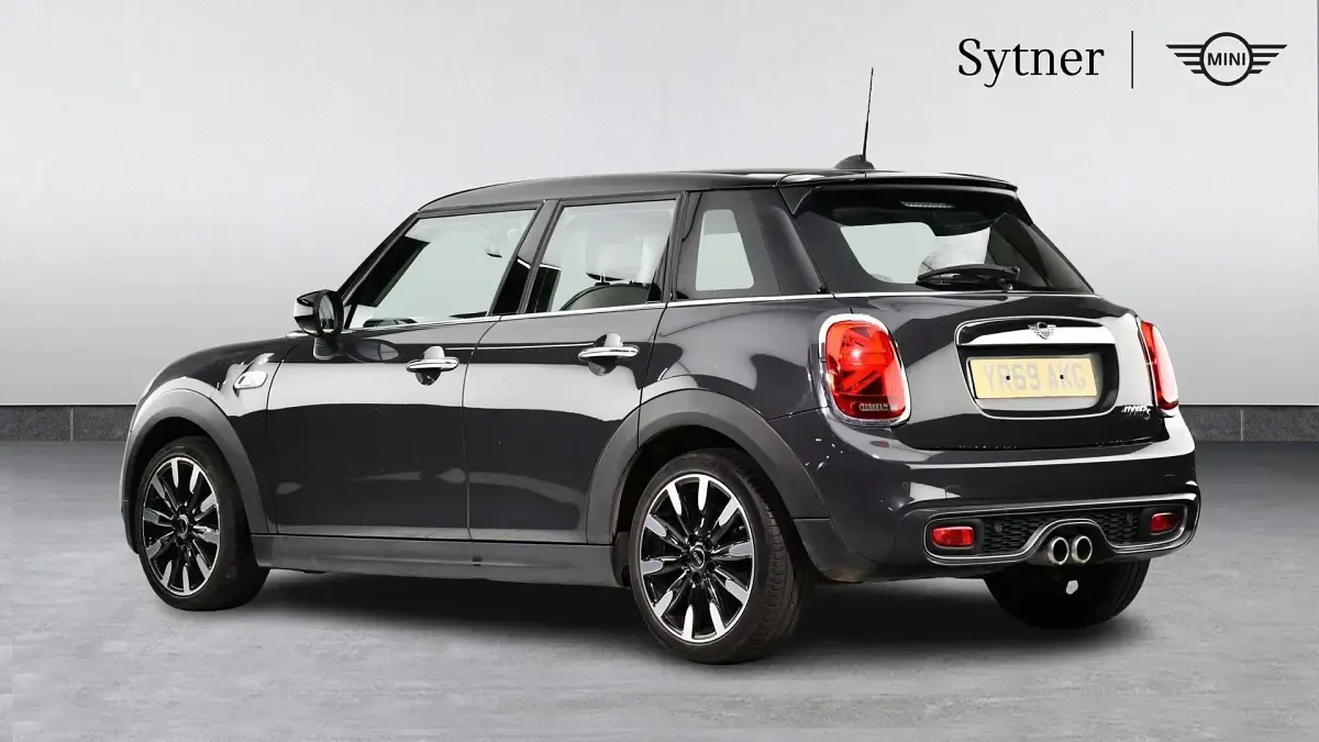 Used Mini Cooper S Exclusive 189 HP (139 kW) 2019 Grey Hatchback