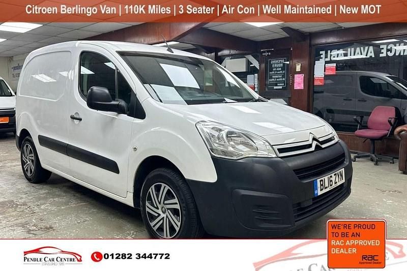 White Used 2016 Citroën Berlingo MPV | £4,795 (Fair price) - Image 1/4