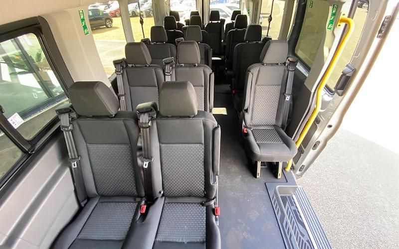 New Ford Transit Limited 165 HP (121 kW) 2026 MPV