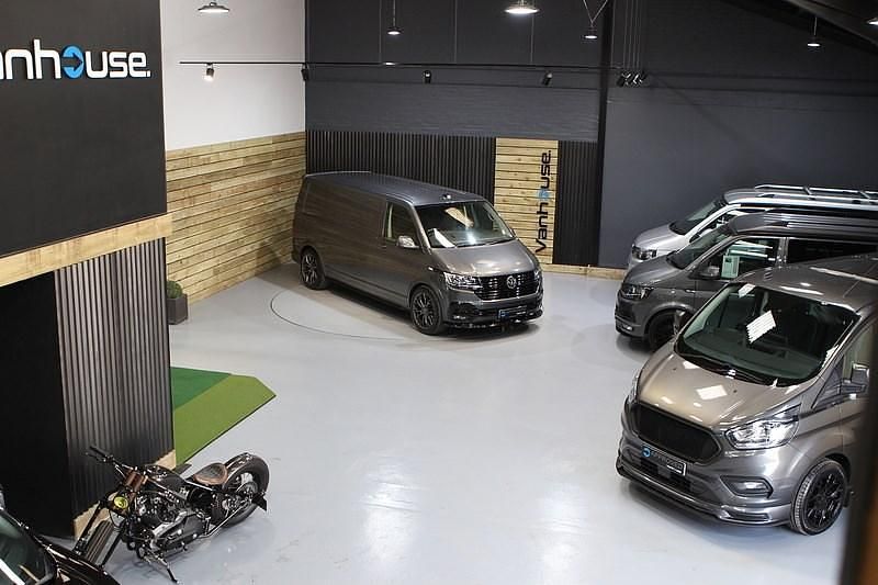 Used Vauxhall Vivaro Sportive 100 HP (73 kW) 2019 Grey MPV