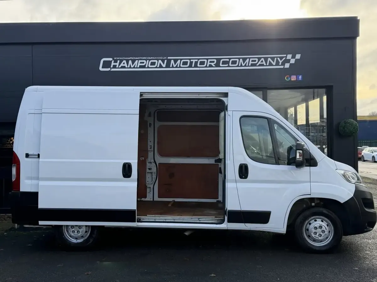 Used Citroën Relay 2022 White Van