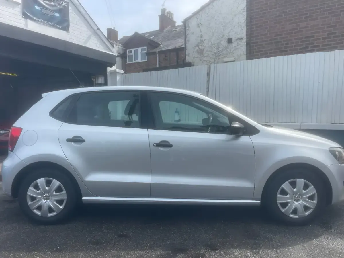 Used VW Polo S 2011 Silver Hatchback