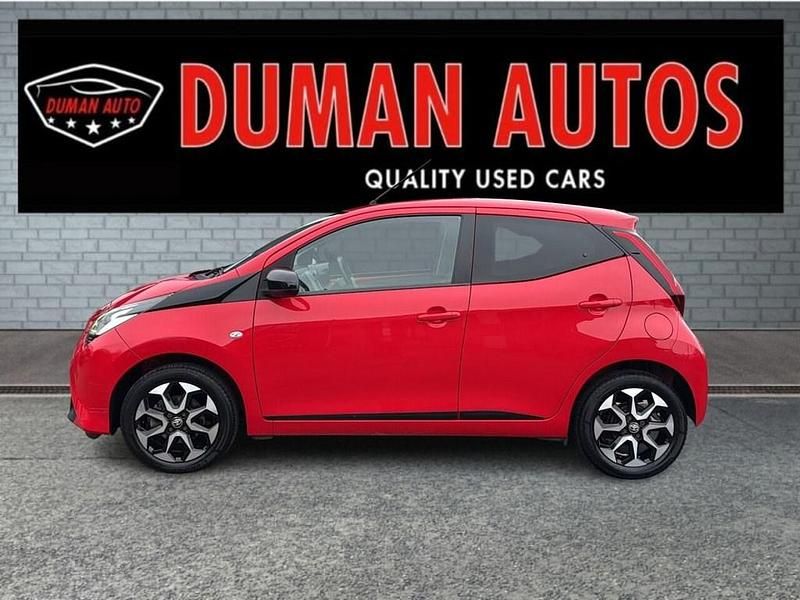 Used Toyota Aygo Trend 71 HP (52 kW) 2019 Red Hatchback