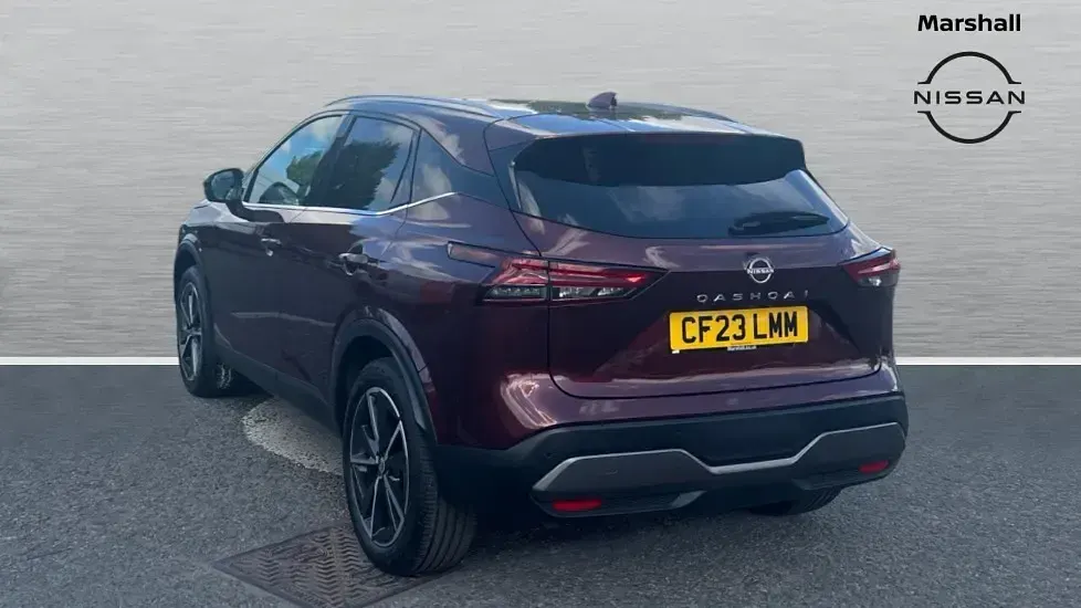 Used Nissan Qashqai Tekna 158 HP (116 kW) 2023 Red SUV