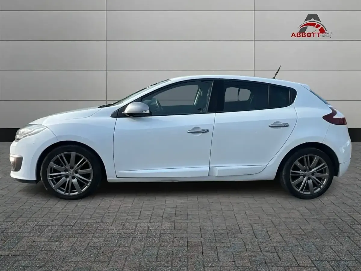 Used Renault Mégane GT Line GT-Line 130 HP (95 kW) 2015 White Hatchback