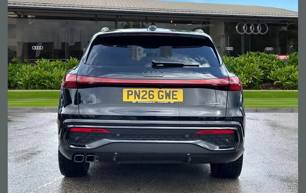 Used Audi Q5 Comfort 204 HP (150 kW) 2026 Black SUV