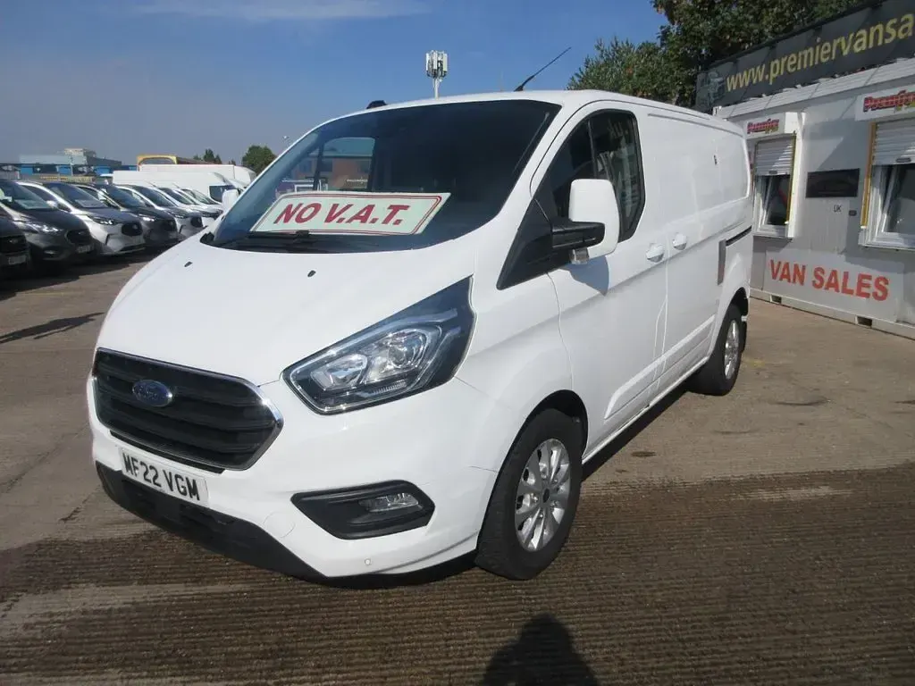 Used Ford Transit Custom Limited 130 HP (95 kW) 2022 White Van