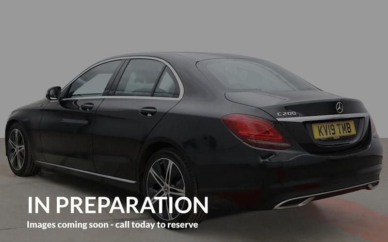 Used Mercedes C200 184 HP (135 kW) 2019 Black Sedan