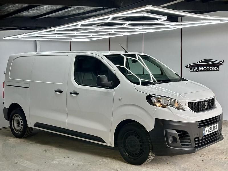 White Used 2021 Peugeot Expert Van | £11,295 (Fair price) - Image 1/3