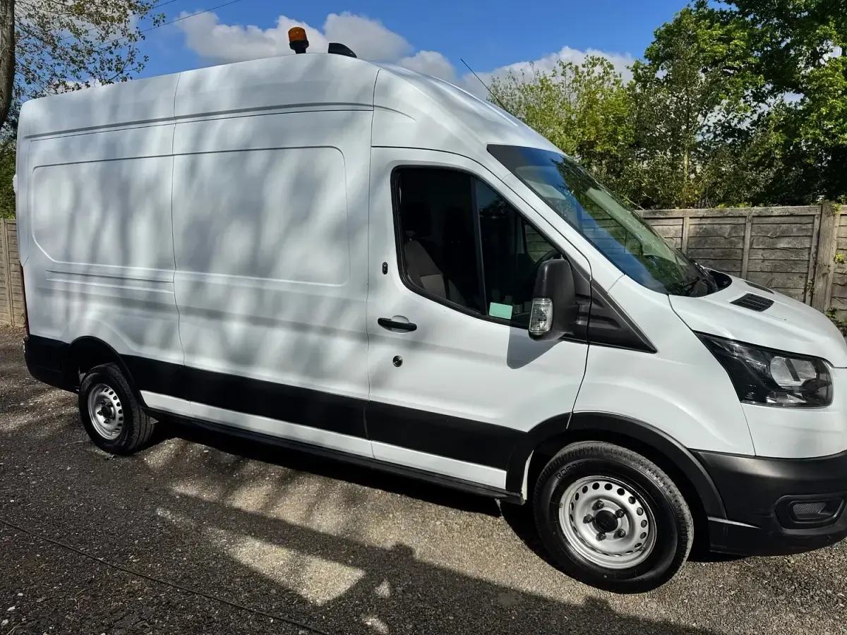 Used Ford Transit 130 HP (95 kW) 2022 White Van