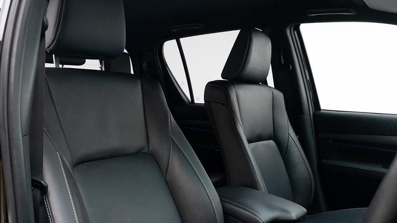 Used Toyota HiLux 2025 Black Pickup