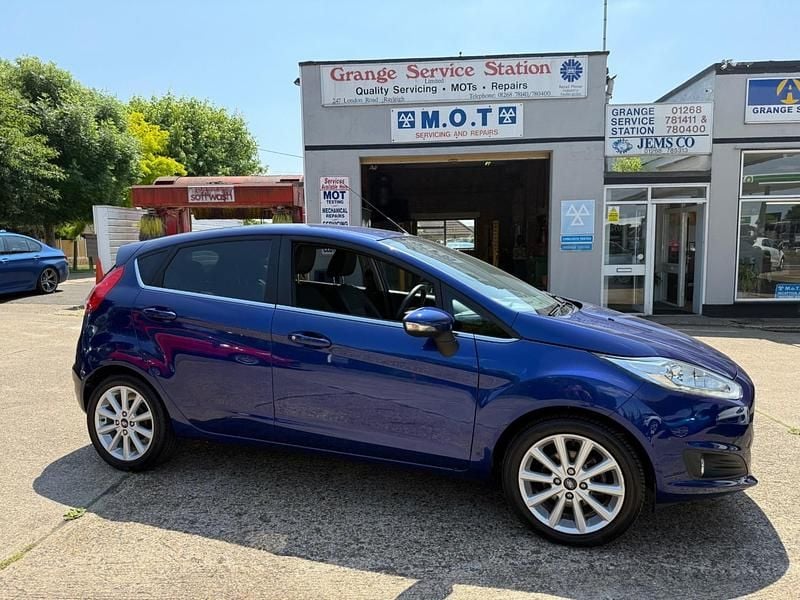 Blue Used 2015 Ford Fiesta Titanium Hatchback | £6,990 (A bit pricey) - Image 1/4