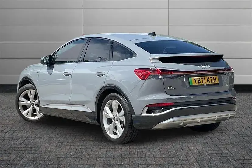 Used Audi Q4 e-tron S-Line 150 kW (204 HP) 2022 Grey SUV