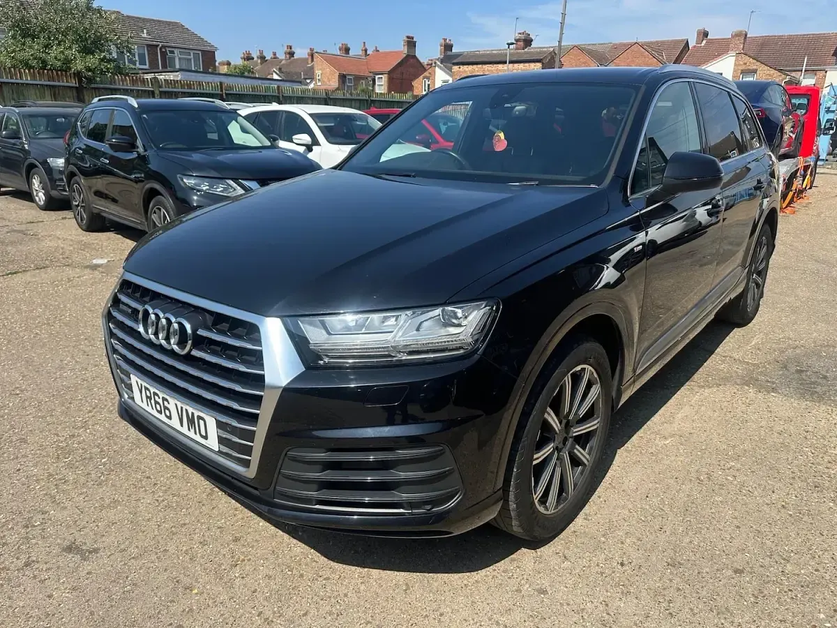 Used Audi Q7 S-Line 2016 Black SUV
