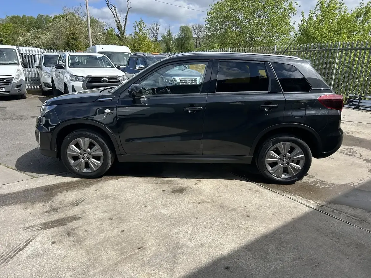 Used Suzuki Vitara SZ-T 116 HP (85 kW) 2022 Black SUV