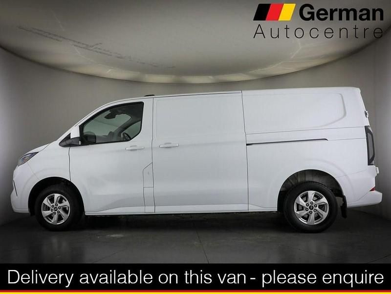 Used Ford Transit Custom Limited 136 HP (100 kW) 2024 White Van
