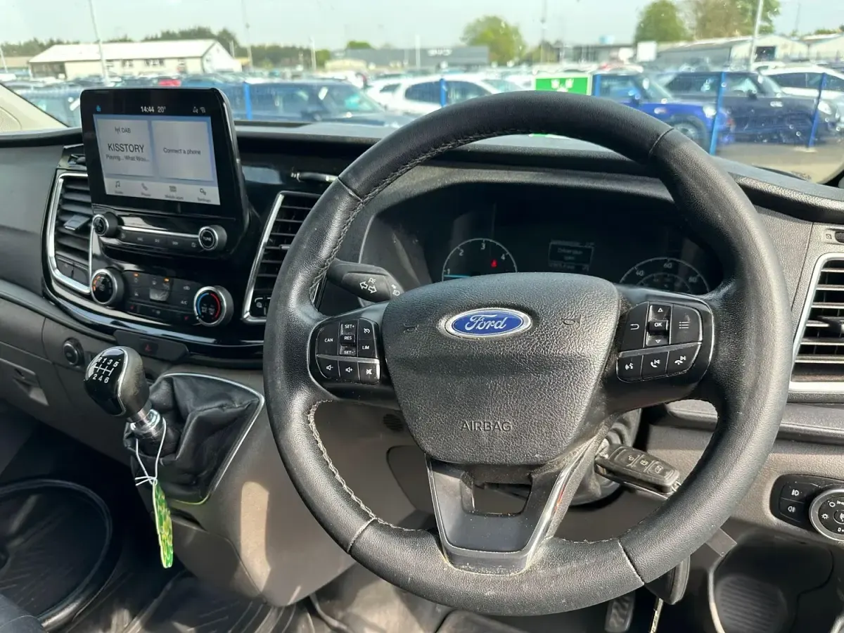 Używany Ford Transit Custom Limited 130 KM (95 kW) 2021 Szary Van