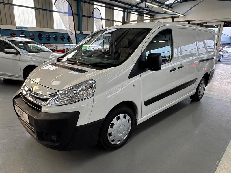 Used Citroën Dispatch 125 HP (91 kW) 2013 White MPV