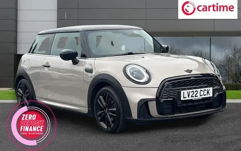 Used Mini Cooper Hatch 136 HP (100 kW) 2022 Hatchback
