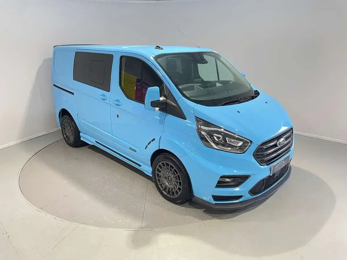 Used Ford Transit Custom Limited 170 HP (125 kW) 2023 Blue Van
