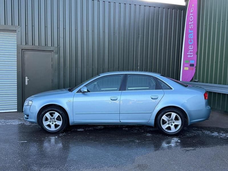 Used Audi A4 Comfort 2005 Blue Sedan
