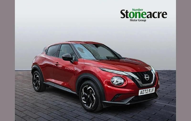 Used Nissan Juke N-Connecta 112 HP (82 kW) 2022 Red SUV