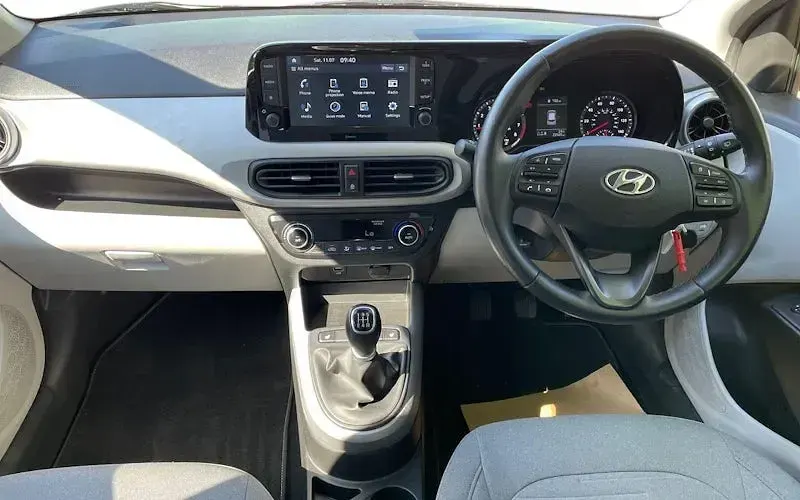 Used Hyundai i10 Premium 67 HP (49 kW) 2021 Grey Hatchback
