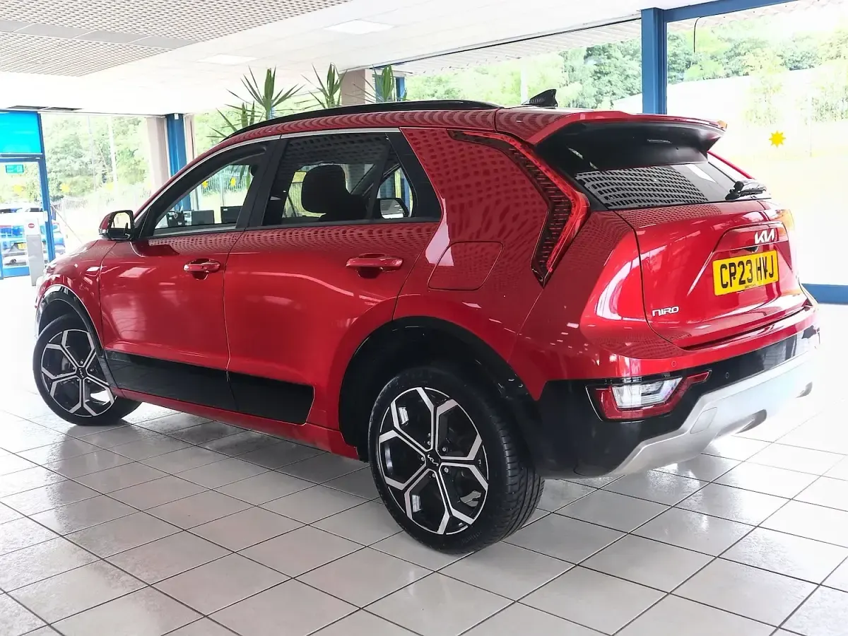 Used Kia Niro 2023 Red SUV
