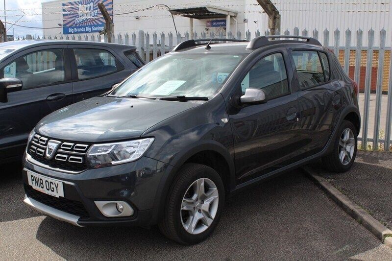 Grey Used 2018 Dacia Sandero Lauréate Hatchback | £6,750 (Fair price) - Image 1/1