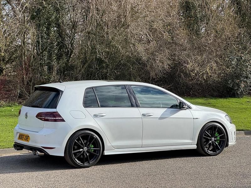 Used VW Golf VII R 2016 White Hatchback
