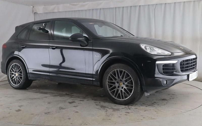 Used Porsche Cayenne Platinum Edition 262 HP (192 kW) 2017 SUV