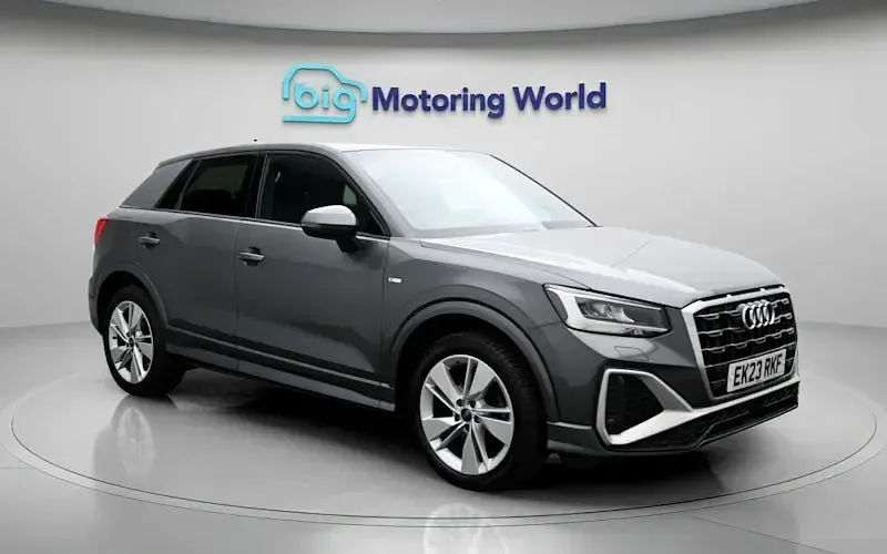 Gebraucht Audi Q2 S-Line 150 PS (110 kW) 2026 SUV
