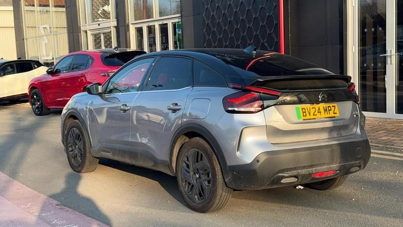 Usado Citroën e-C4 98 kW (134 CV) 2024 Gris Utilitario