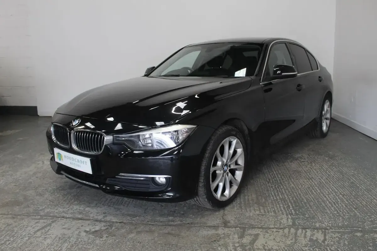 Used BMW 320 Luxury Line 184 HP (135 kW) 2014 Black Sedan