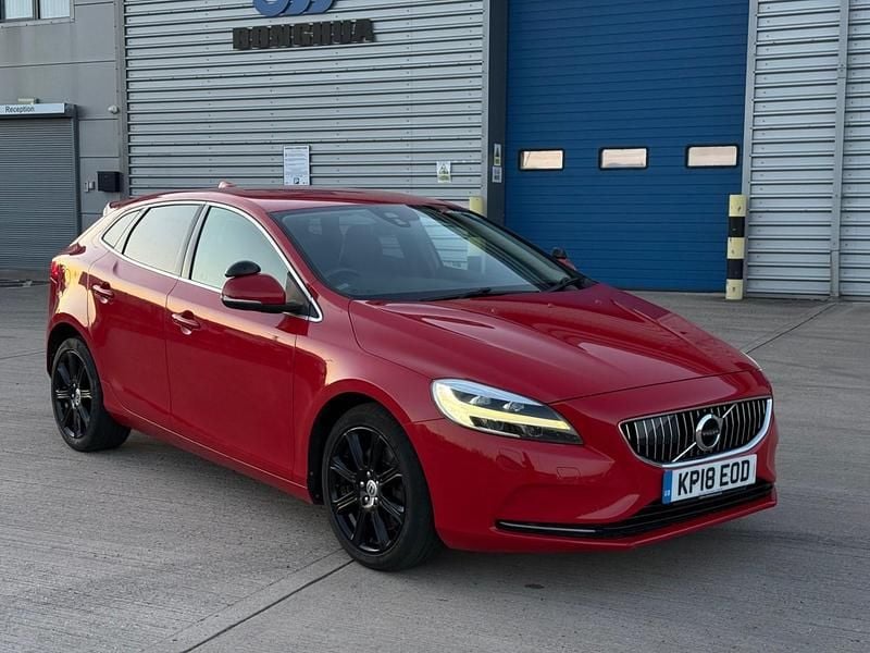 Usado Volvo V40 Inscription 2018 Vermelho Citadino