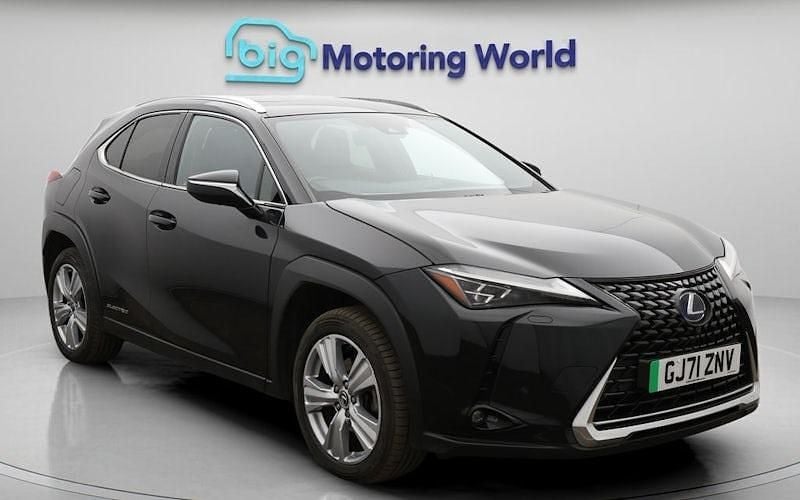 Used Lexus UX 150 kW (204 HP) 2022 SUV