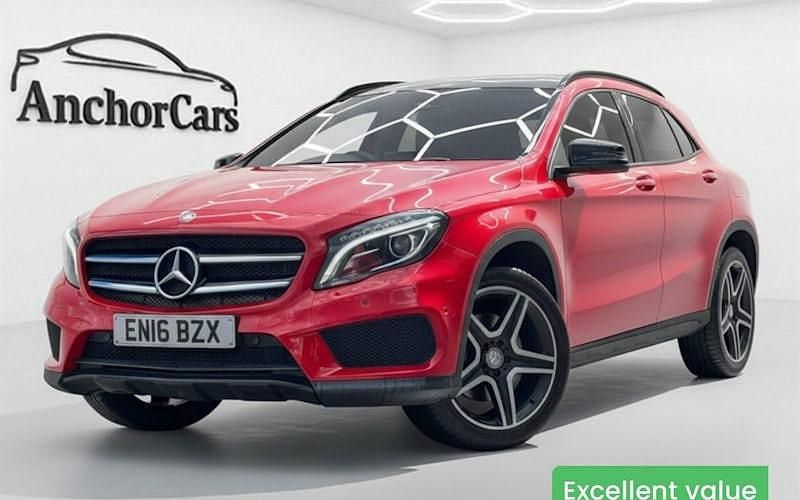 Usado Mercedes GLA220 AMG line 177 HP (130 kW) 2016 SUV