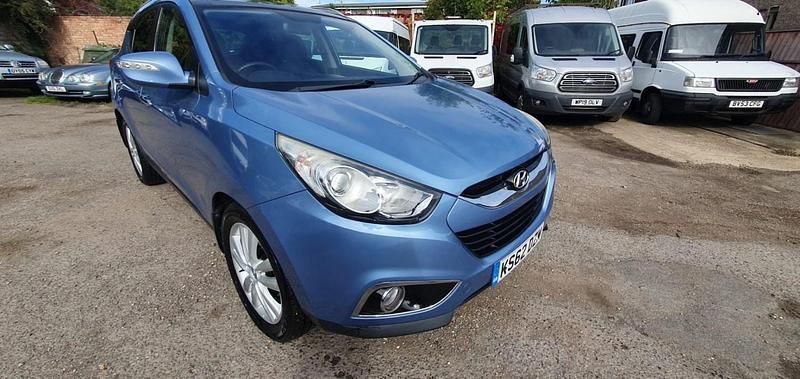 Blue Used 2013 Hyundai ix35 Premium SUV | £5,995 (Good price) - Image 1/4