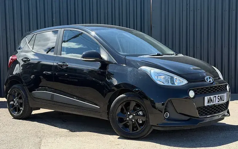 Used Hyundai i10 Premium 67 HP (49 kW) 2020 Hatchback