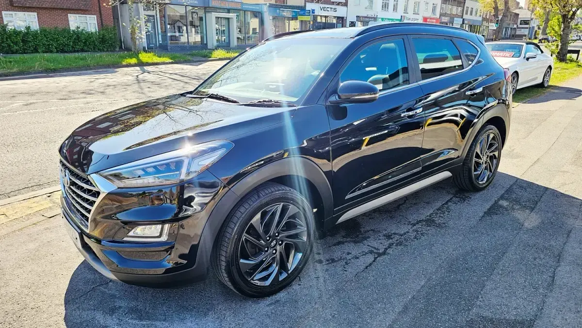 Used Hyundai Tucson Premium 136 HP (100 kW) 2019 Black SUV