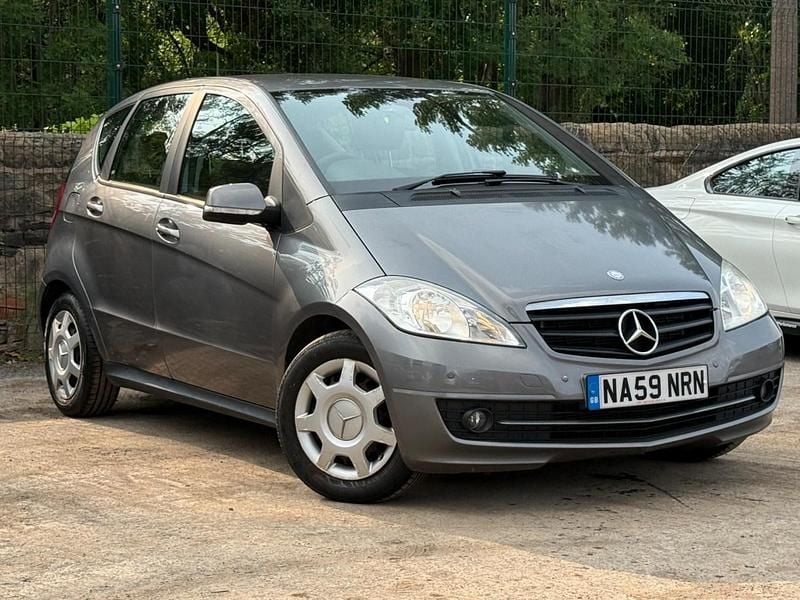 Grey Used 2009 Mercedes A160 Classic Hatchback | £3,950 (Fair price) - Image 1/4