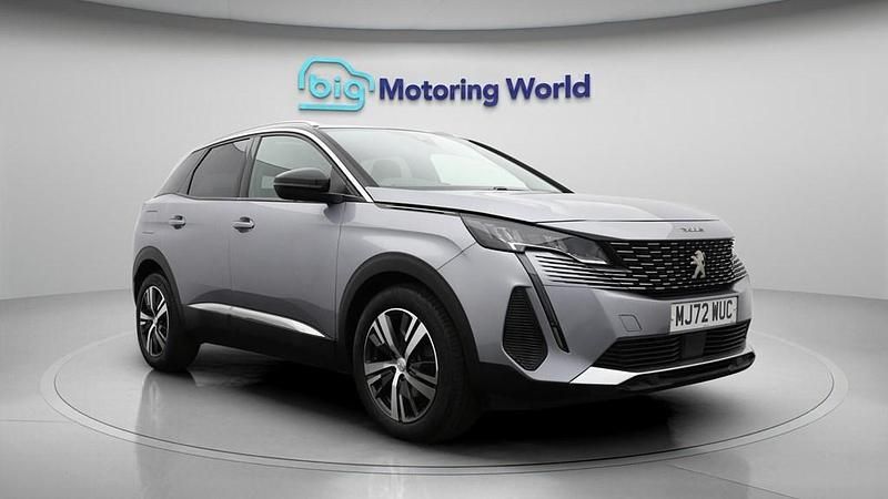 Used Peugeot 3008 Allure+ 130 HP (95 kW) 2022 Grey SUV
