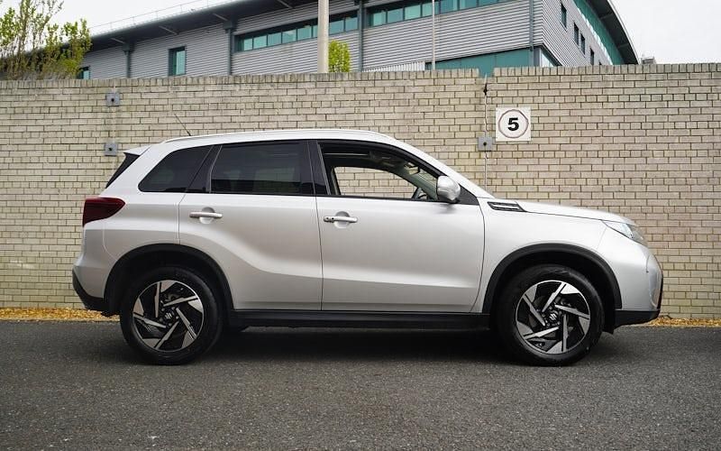 Used Suzuki Vitara 129 HP (94 kW) 2025 Silky silver SUV