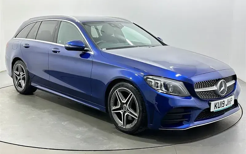 Usado Mercedes C220 AMG Line Premium 194 HP (142 kW) 2019 Carrinha