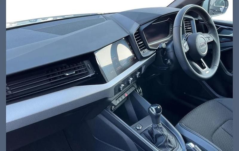 Used Audi A1 S-Line 113 HP (83 kW) 2024 Silver SUV