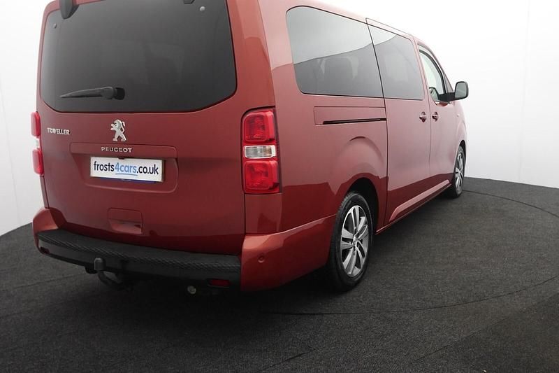 Used Peugeot Traveller Allure 2020 Red MPV
