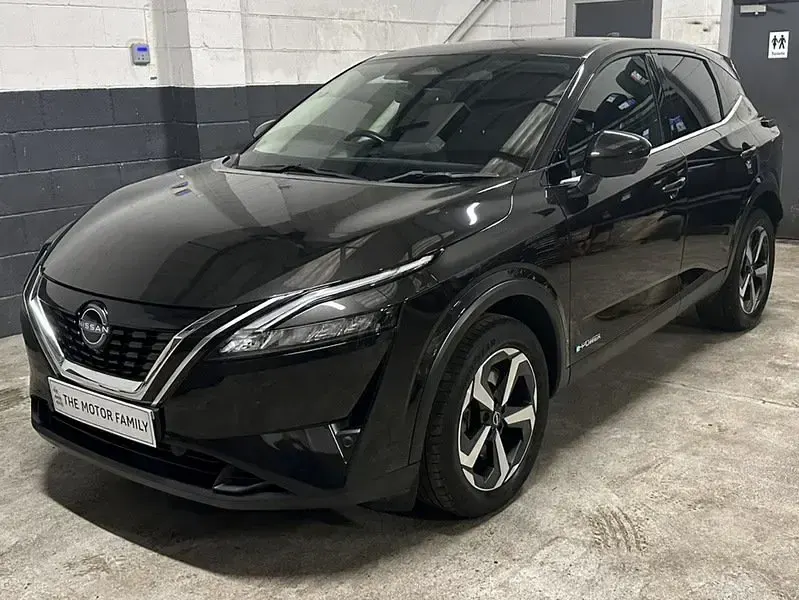 Used Nissan Qashqai N-Connecta 190 HP (139 kW) 2023 Black SUV