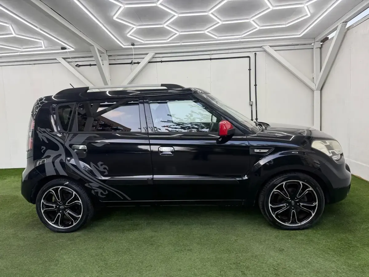 Used Kia Soul 126 HP (92 kW) 2009 Black SUV