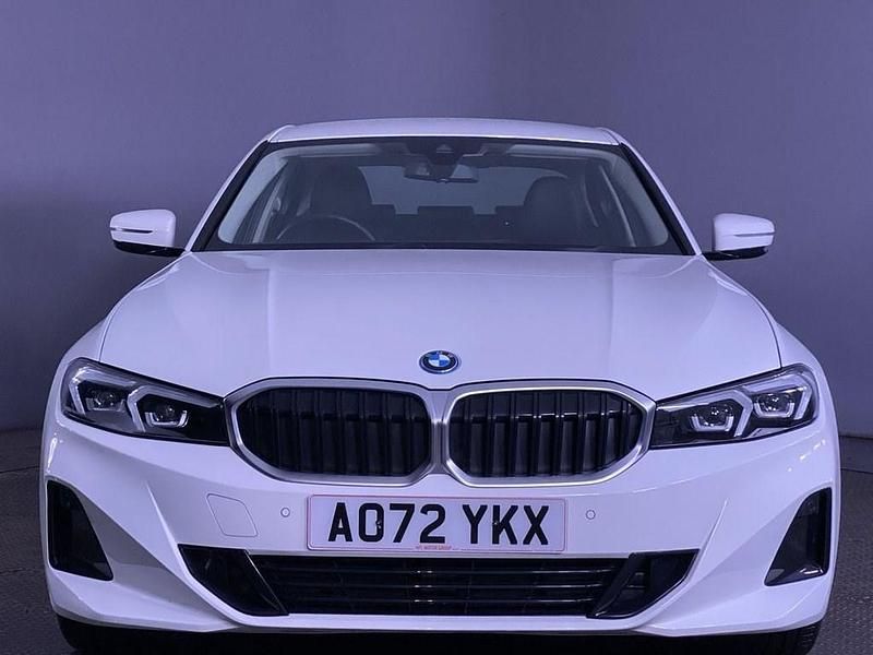 Used BMW 330e Sport Line 288 HP (211 kW) 2022 White Sedan